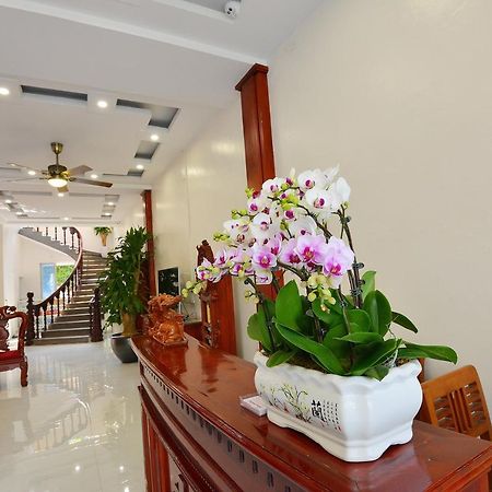 Hotel Khach San Dong Phuong Lang Son Exteriér fotografie